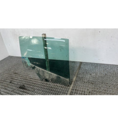Vitre arriere droit RENAULT CLIO 4