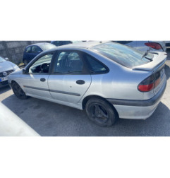 Bandeau de feu malle/hayon RENAULT LAGUNA 1