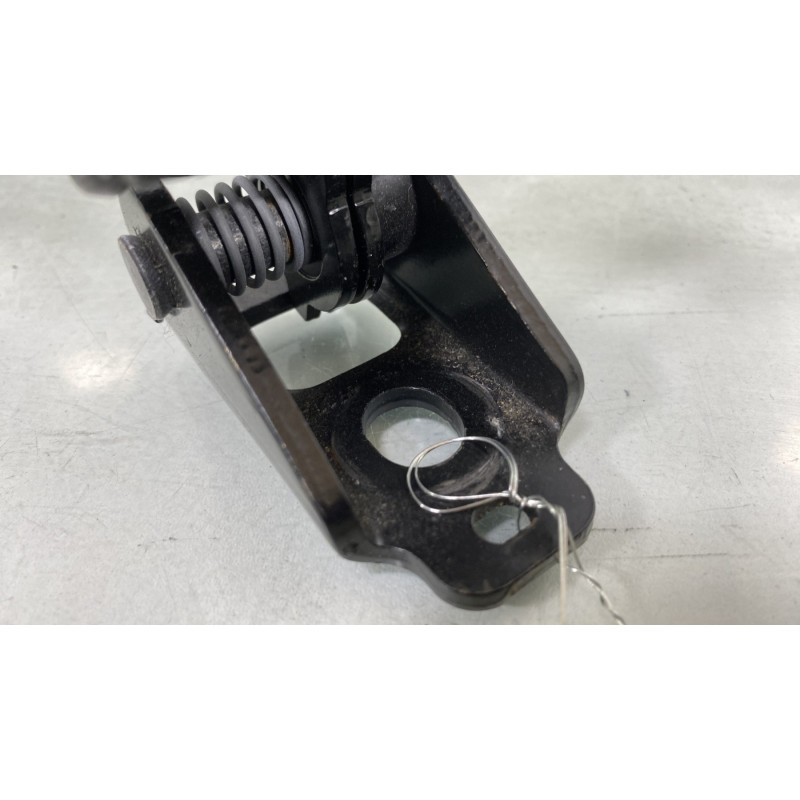 Attache ceinture arriere droit DS DS5 Photo n°3