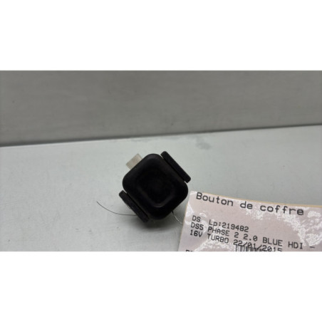 Bouton de coffre DS DS5 Photo n°1