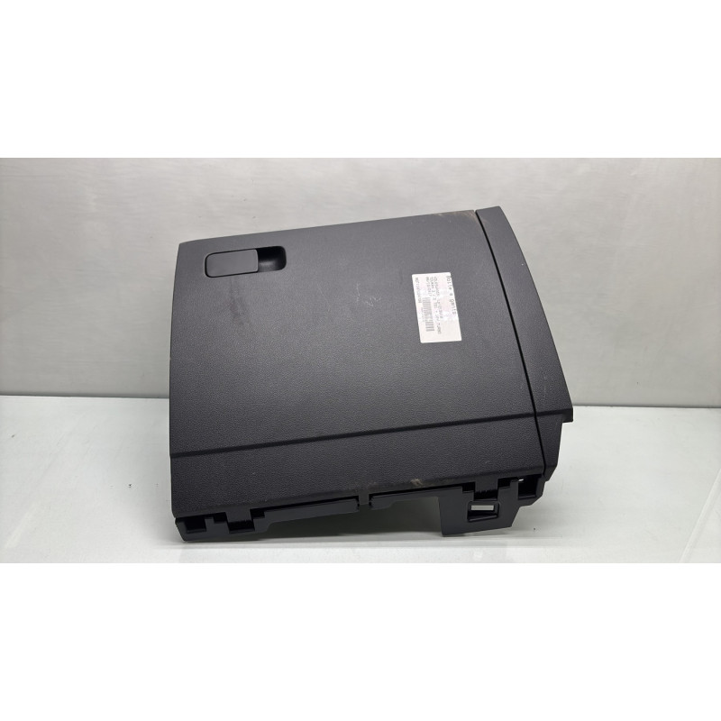 Boite a gants VOLKSWAGEN TOURAN 3 Photo n°1