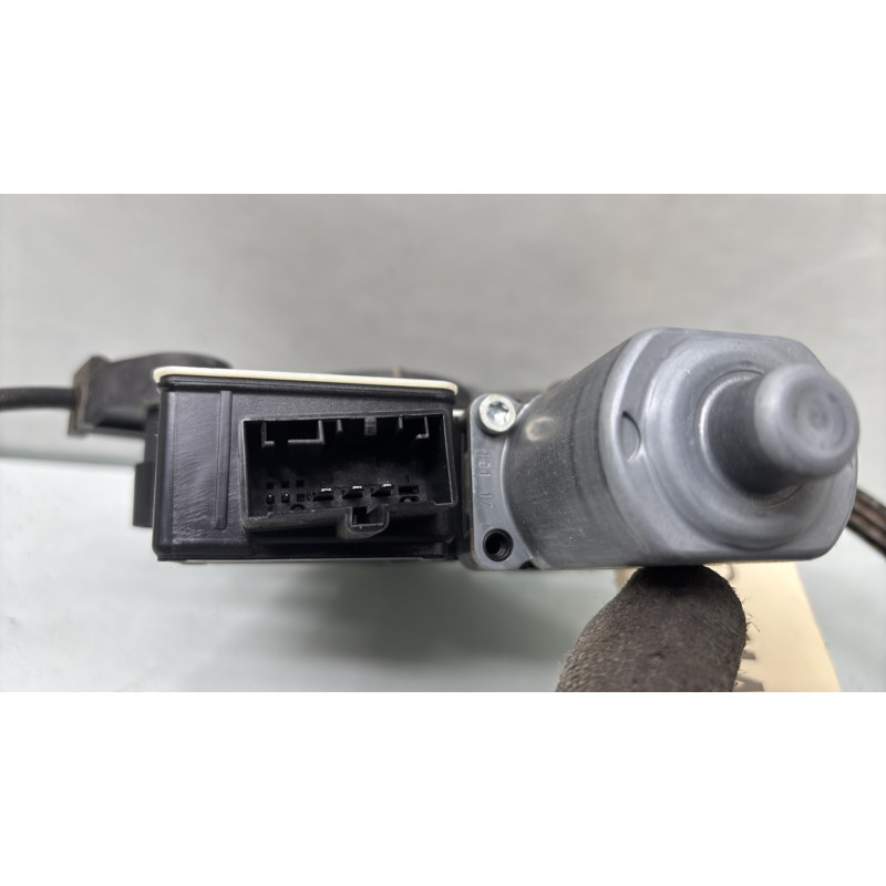 Leve vitre electrique arriere gauche VOLKSWAGEN TOURAN 3 Photo n°5