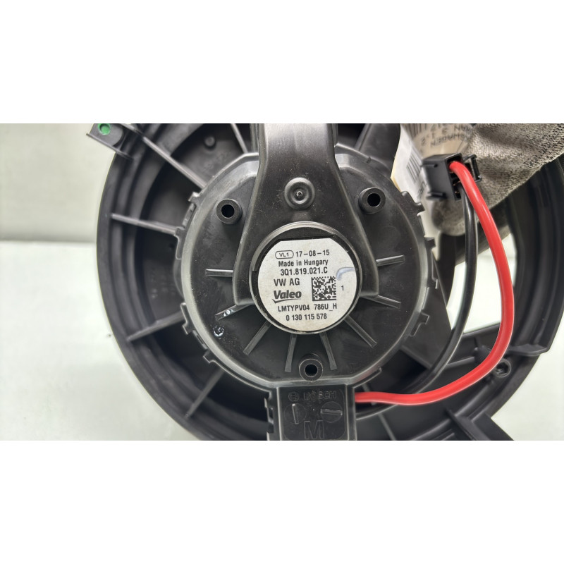 Pulseur d'air VOLKSWAGEN TOURAN 3 Photo n°4