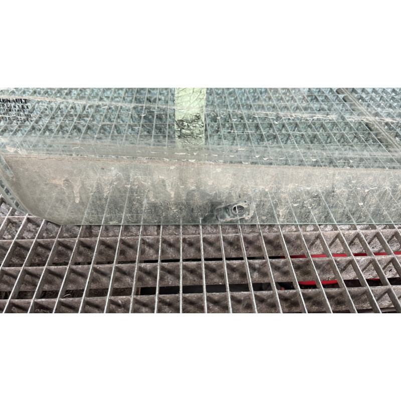 Vitre avant droit RENAULT SCENIC 1 Photo n°4