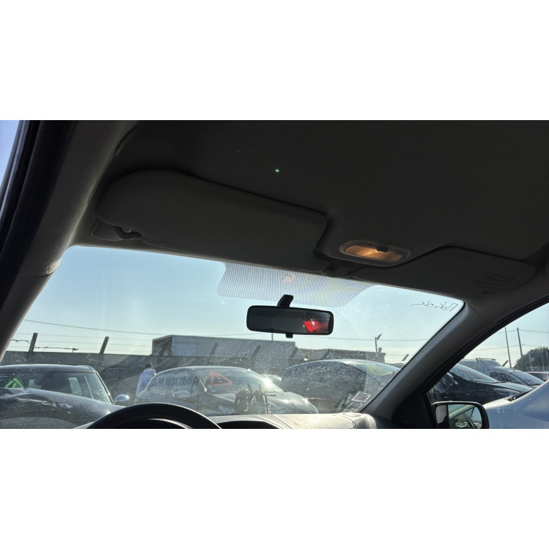 Vitre arriere gauche RENAULT CLIO 3 Photo n°19