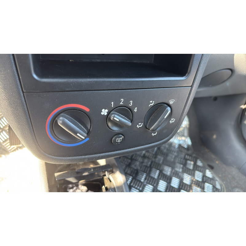 Amortisseur avant droit OPEL CORSA C Photo n°18