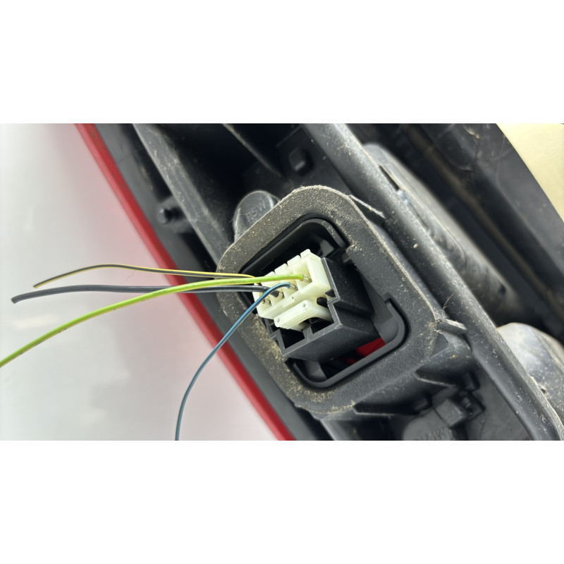 Feu arriere principal droit (feux) FIAT GRANDE PUNTO Photo n°6