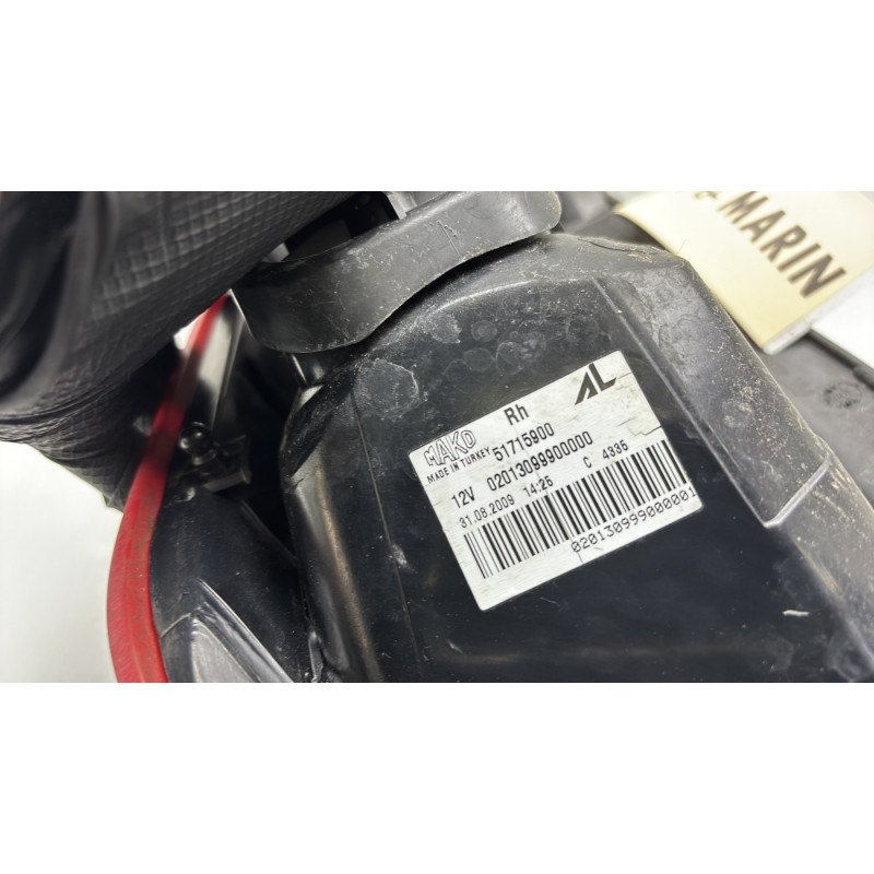 Feu arriere principal droit (feux) FIAT GRANDE PUNTO Photo n°7