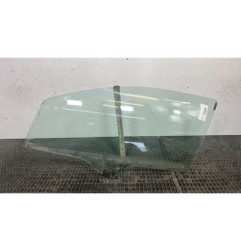Vitre avant gauche FIAT GRANDE PUNTO Photo n°1