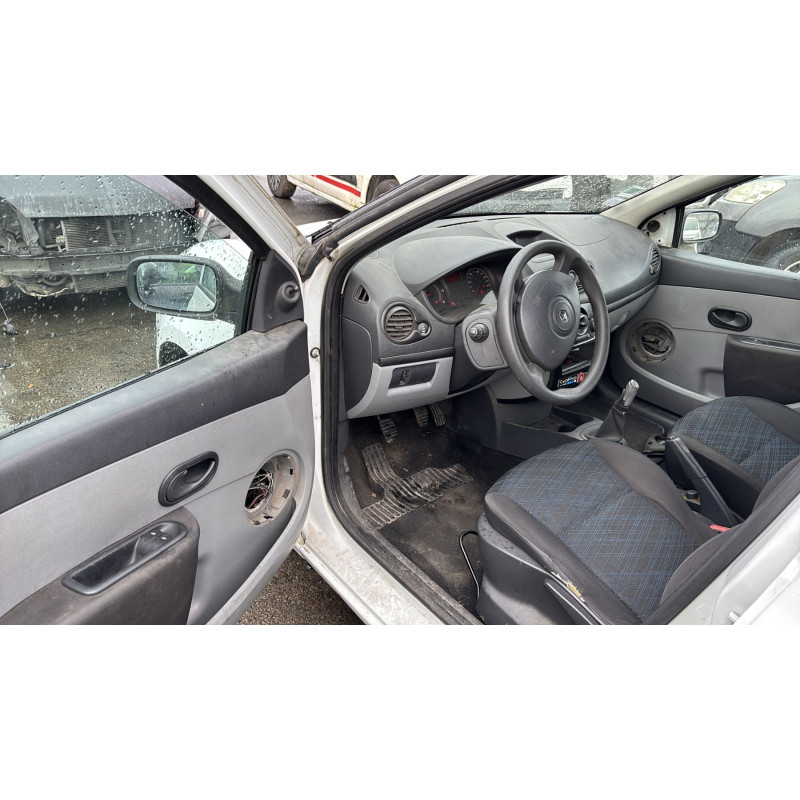 Pivot de moyeu avant gauche RENAULT CLIO 3 Photo n°12