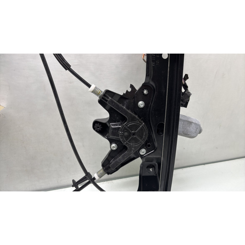 Leve vitre electrique avant gauche FORD FOCUS 3 Photo n°6