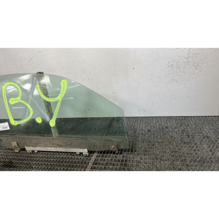 Vitre avant droit MERCEDES CLASSE CLK 208