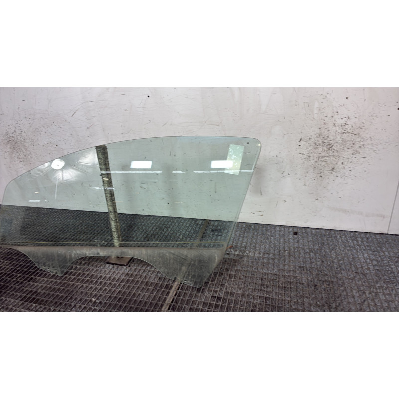 Vitre avant gauche OPEL CORSA E Photo n°3
