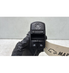 Interrupteur de leve vitre avant gauche OPEL CORSA E Photo n°1