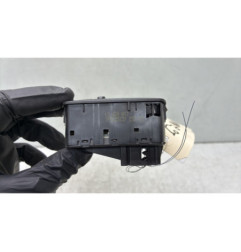 Interrupteur de leve vitre avant gauche OPEL CORSA E