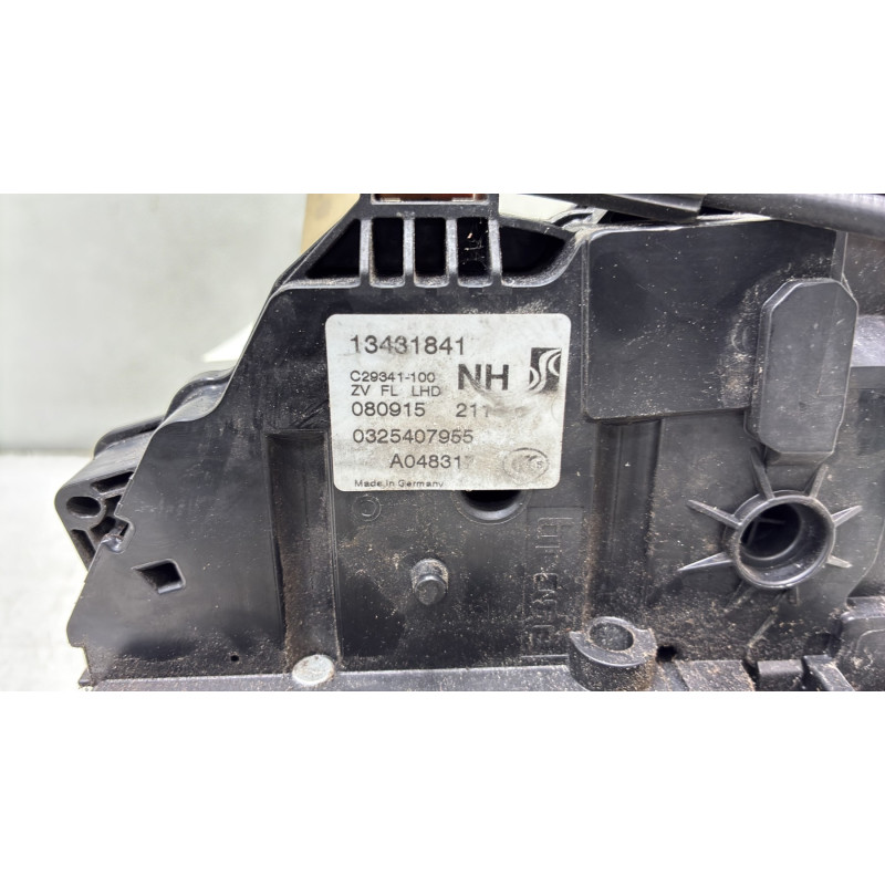 Serrure avant gauche OPEL CORSA E Photo n°3