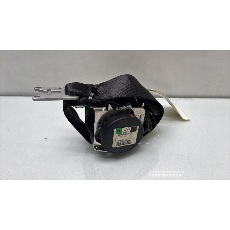 Ceinture avant droit OPEL CORSA D Photo n°4