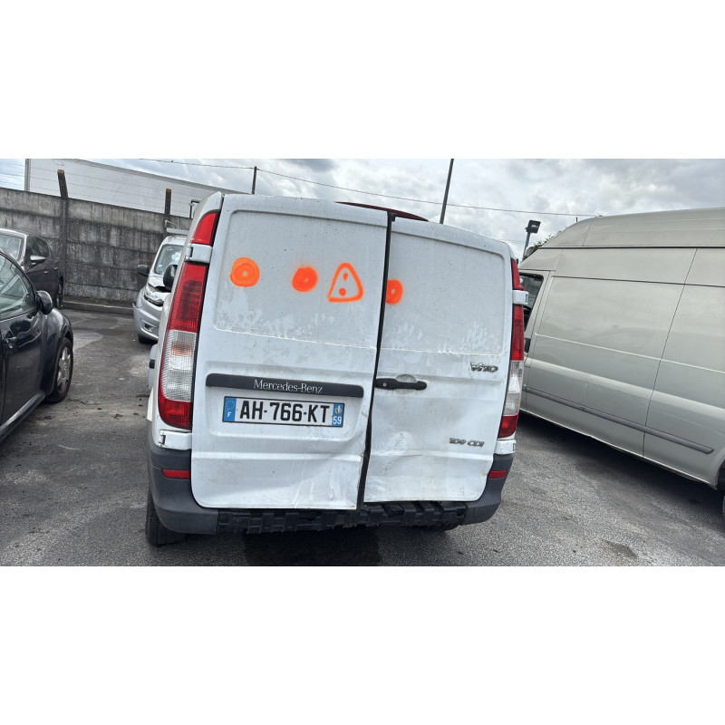 Poignee porte avant gauche MERCEDES VITO 639 Photo n°8