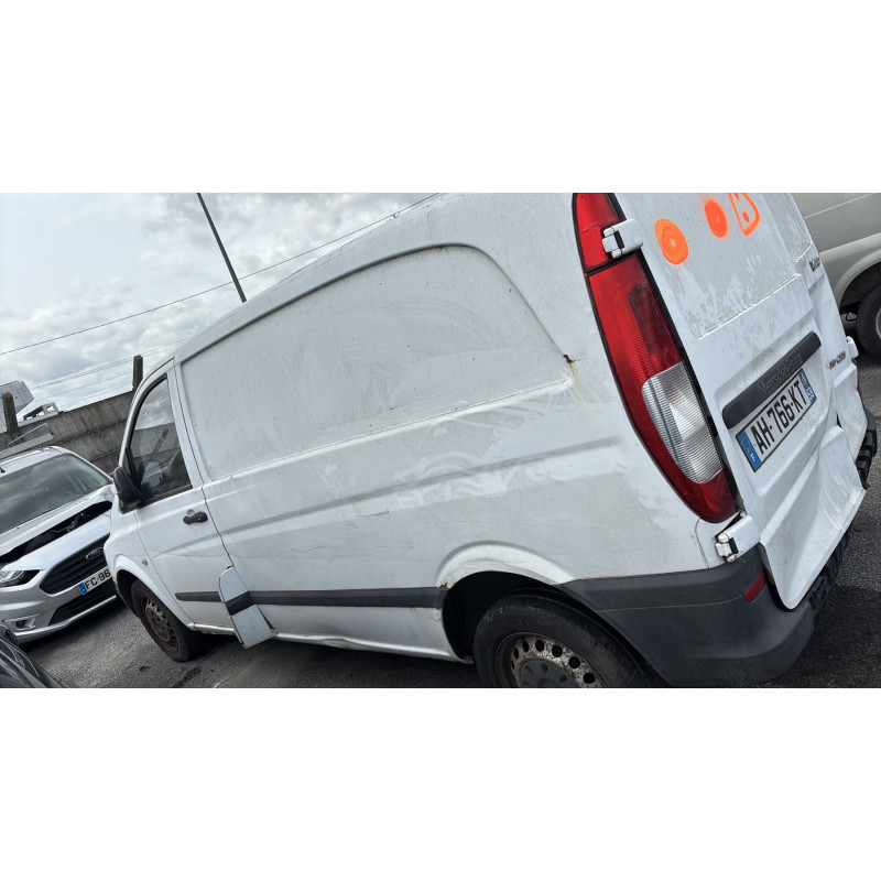 Poignee porte avant gauche MERCEDES VITO 639 Photo n°9