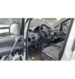 Poignee porte avant gauche MERCEDES VITO 639
