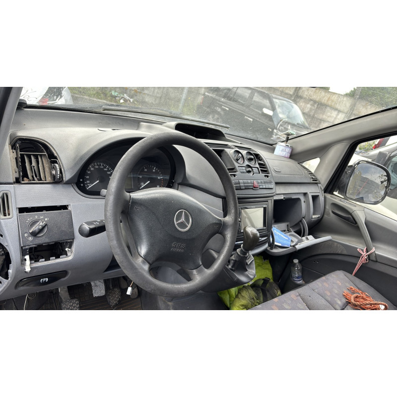 Poignee porte avant gauche MERCEDES VITO 639 Photo n°17