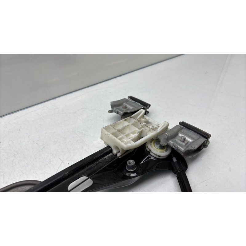 Leve vitre electrique avant droit SKODA FABIA 2 Photo n°8