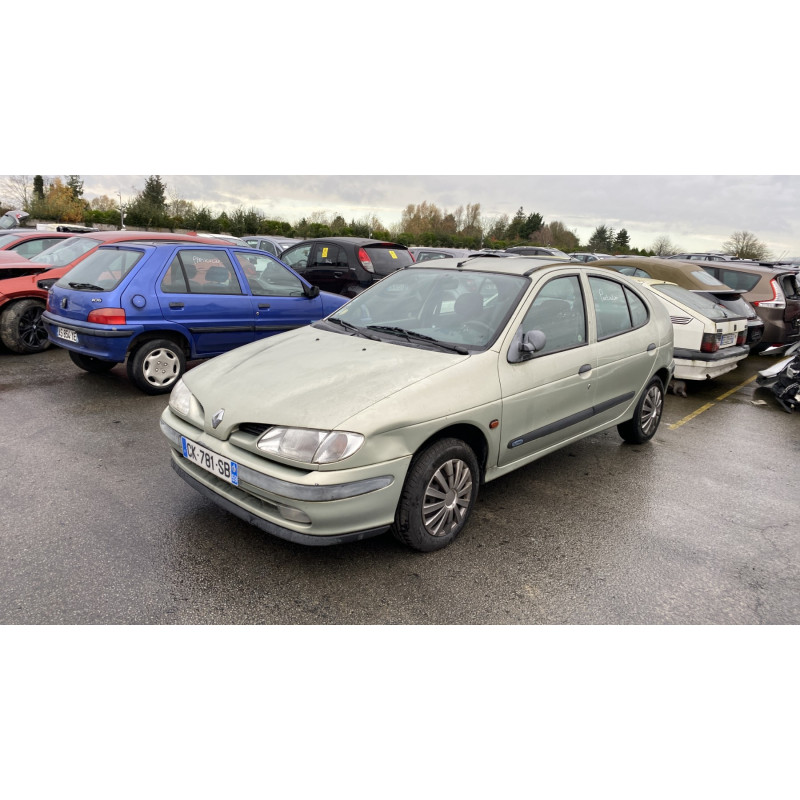 Retroviseur gauche RENAULT MEGANE 1 Photo n°5