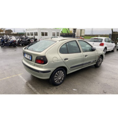 Retroviseur gauche RENAULT MEGANE 1