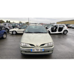 Retroviseur gauche RENAULT MEGANE 1