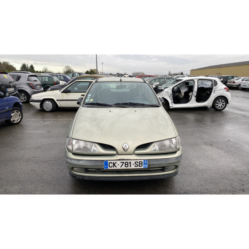 Retroviseur gauche RENAULT MEGANE 1 Photo n°10