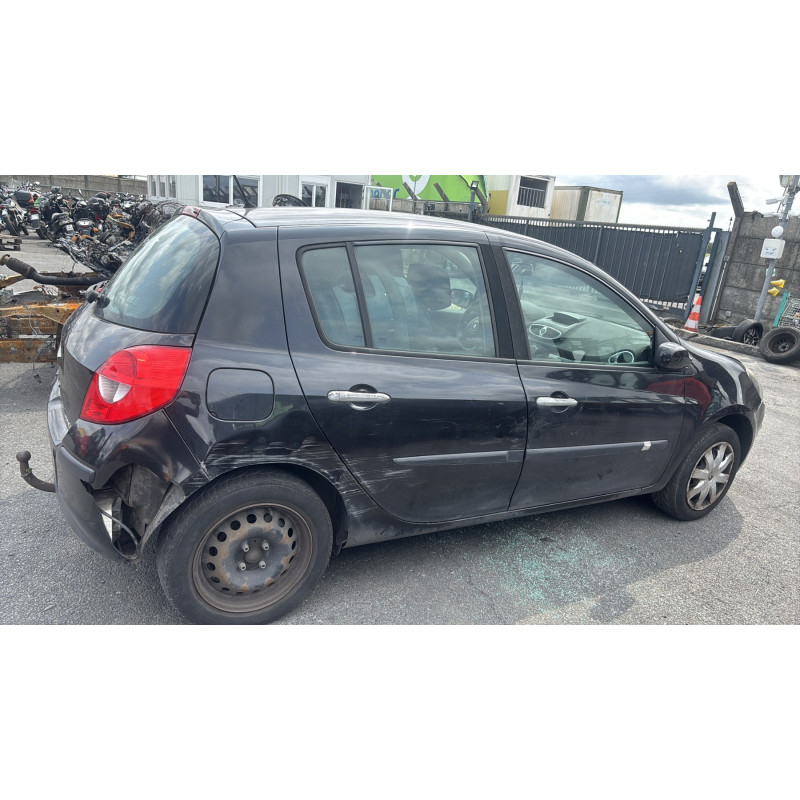 Aile avant gauche RENAULT CLIO 3 Photo n°10