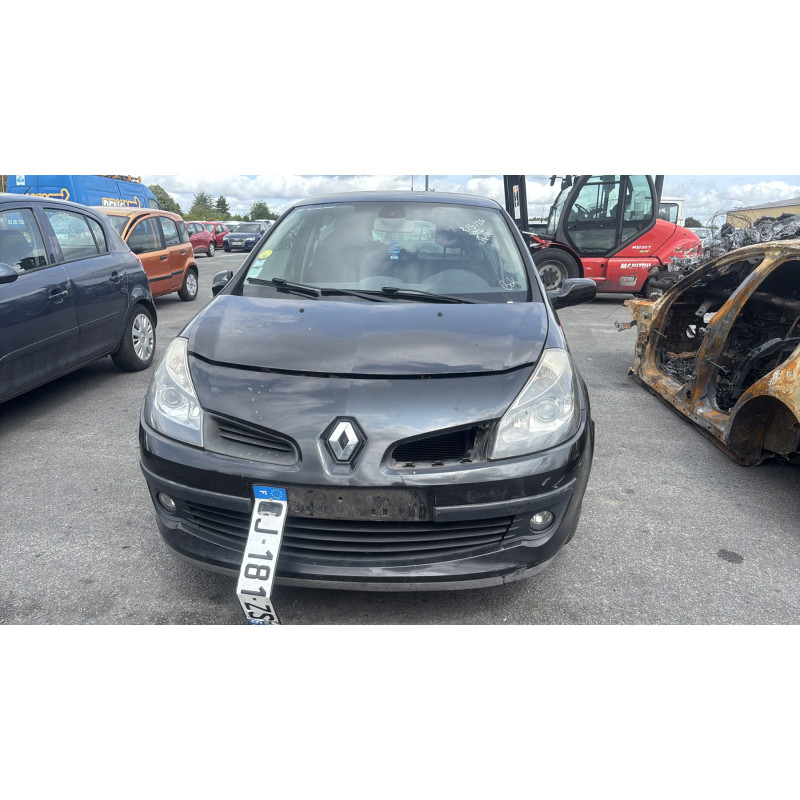 Aile avant gauche RENAULT CLIO 3 Photo n°12