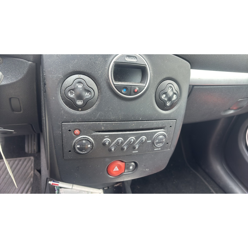 Aile avant gauche RENAULT CLIO 3 Photo n°20