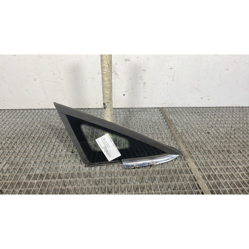 Custode avant droit FORD FIESTA 6 Photo n°1