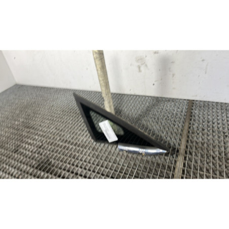 Custode avant droit FORD FIESTA 6