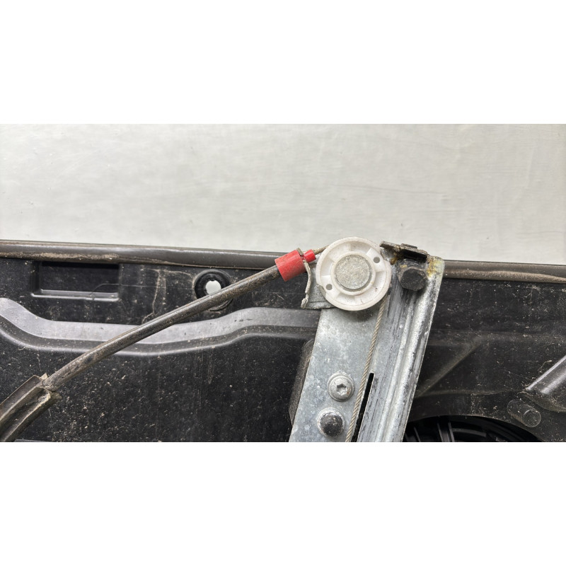 Leve vitre electrique avant gauche FORD FIESTA 6 Photo n°5