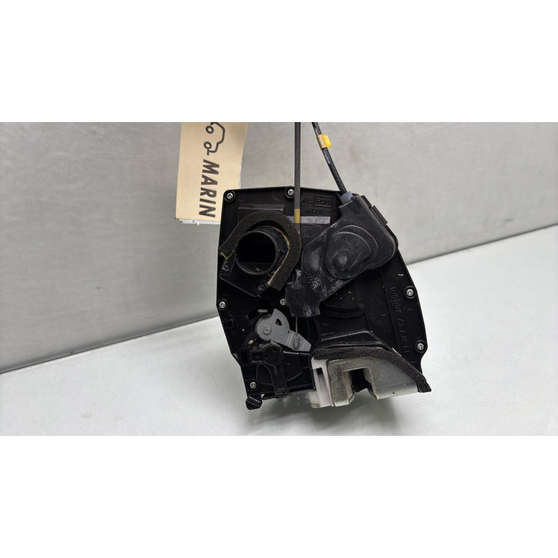 Serrure arriere droit SUZUKI SWIFT 3 Photo n°3