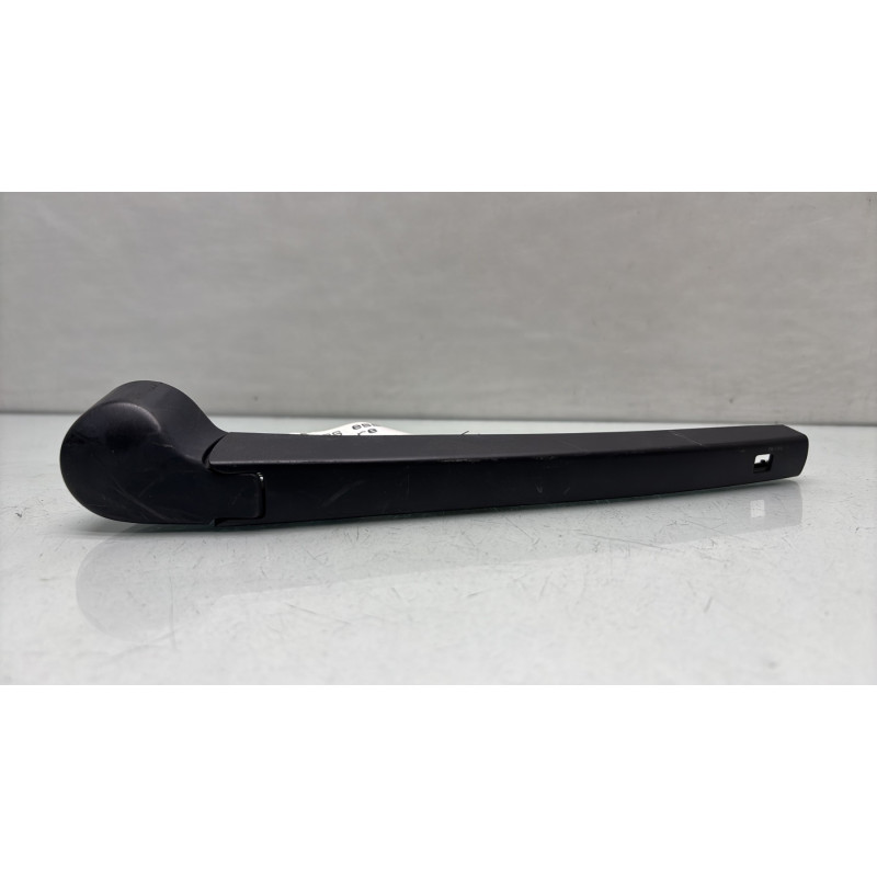 Bras essuie glace arriere VOLKSWAGEN TOURAN 3 Photo n°1