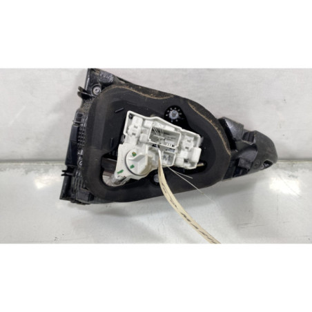 Feu arriere secondaire droit (feux) VOLKSWAGEN TOURAN 3