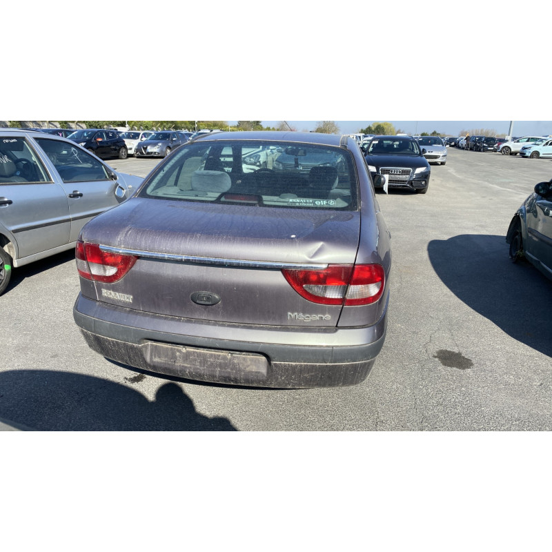 Cremaillere assistee RENAULT MEGANE 1 Photo n°9