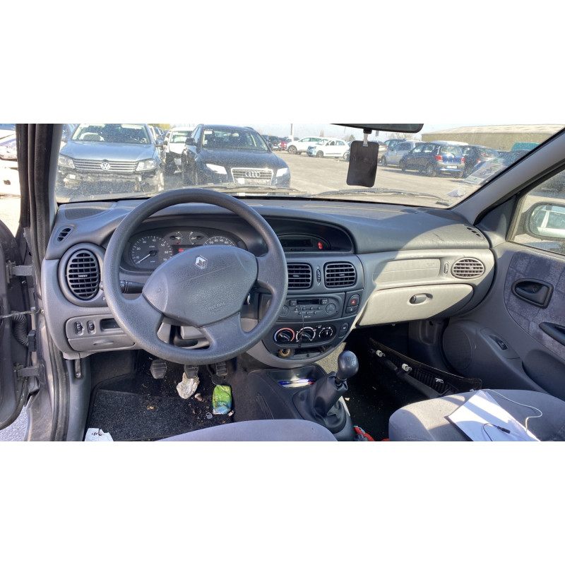 Cremaillere assistee RENAULT MEGANE 1 Photo n°17