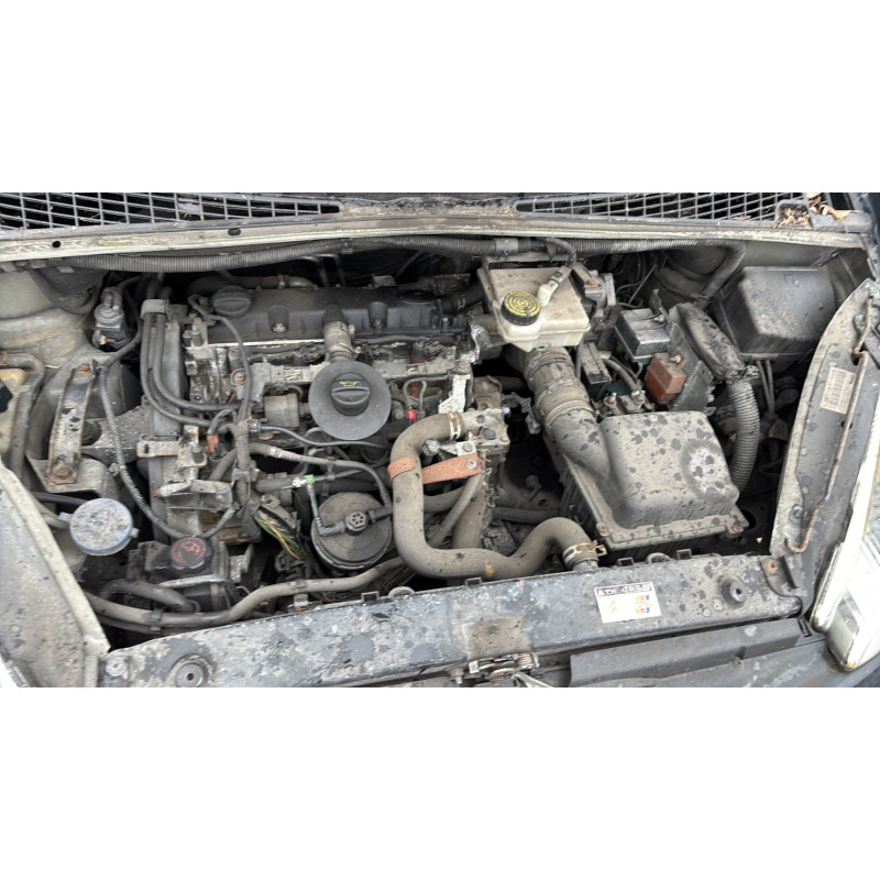Feu arriere stop central CITROEN XSARA PICASSO Photo n°20