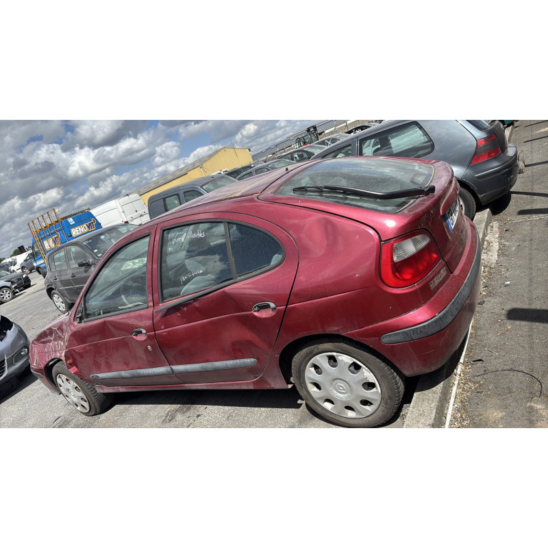 Feu arriere principal droit (feux) RENAULT MEGANE 1 Photo n°9