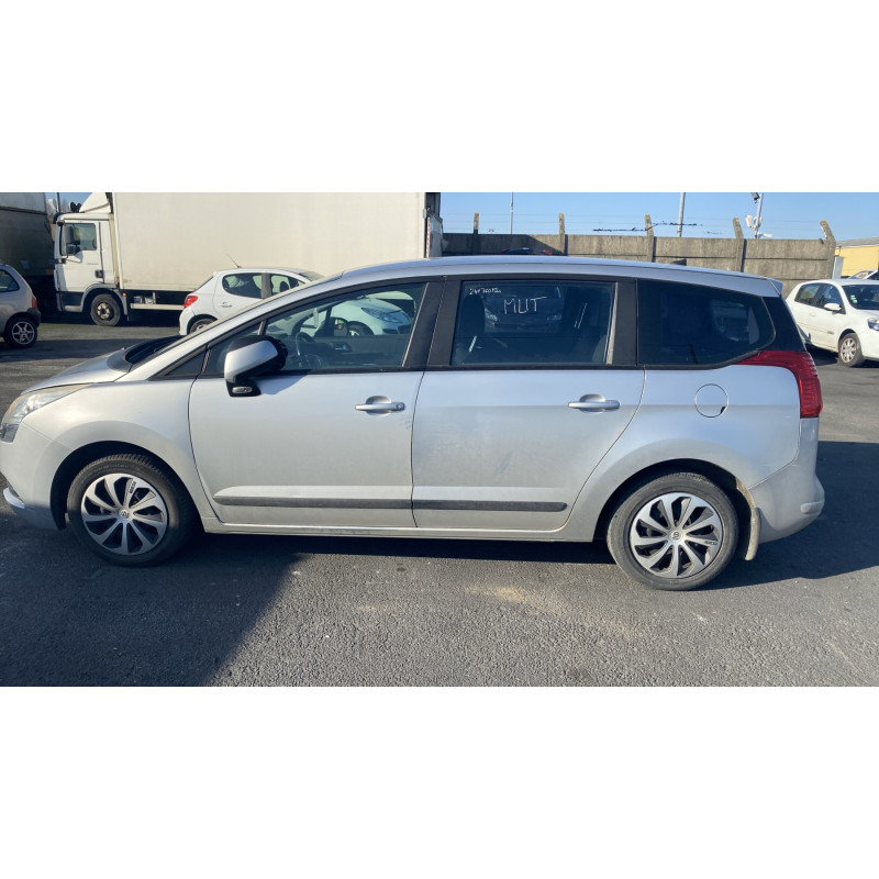 Charniere de capot PEUGEOT 5008 1 Photo n°10