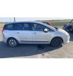 Charniere de capot PEUGEOT 5008 1