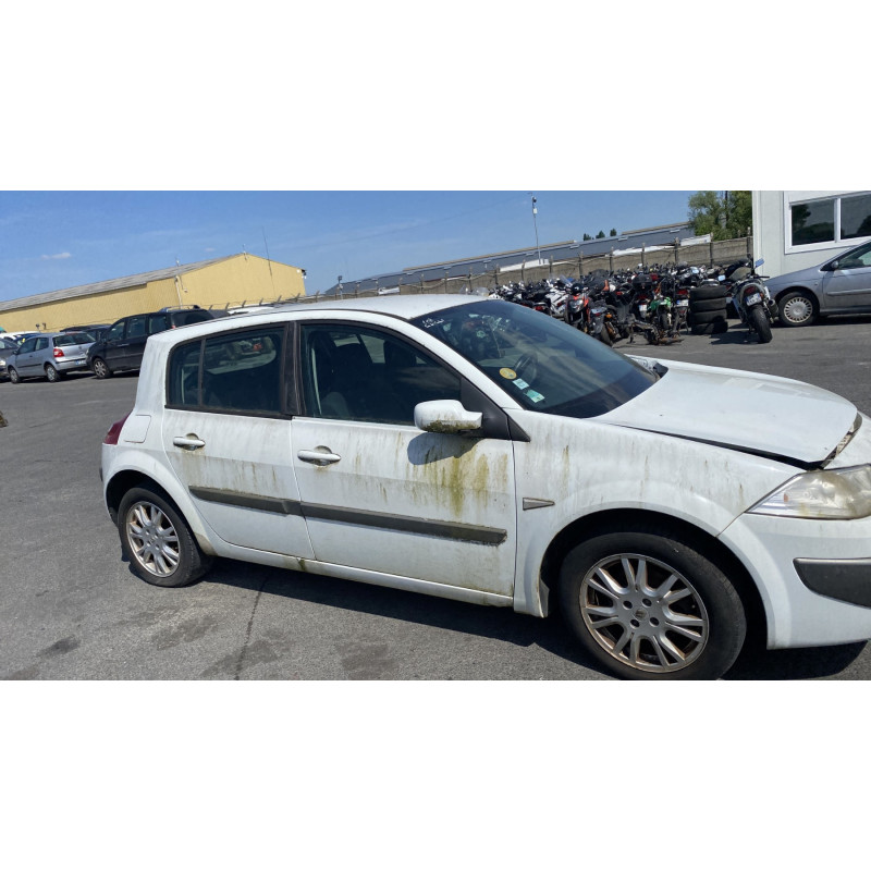 Feu arriere principal gauche (feux) RENAULT MEGANE 2 Photo n°10