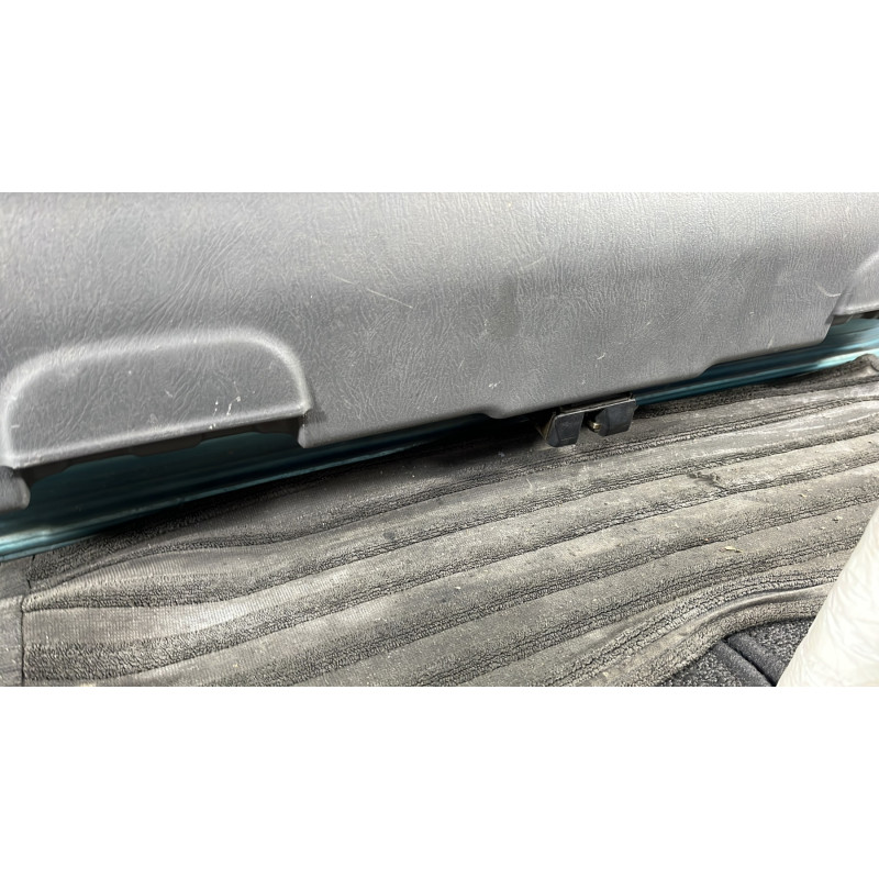 Malle/Hayon arriere SUZUKI WAGON-R Photo n°11