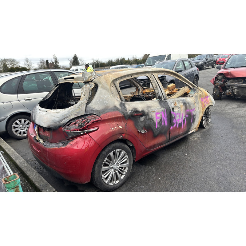 Trappe d'essence PEUGEOT 208 1 Photo n°6