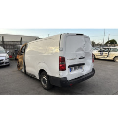Pare boue arriere droit OPEL VIVARO 3