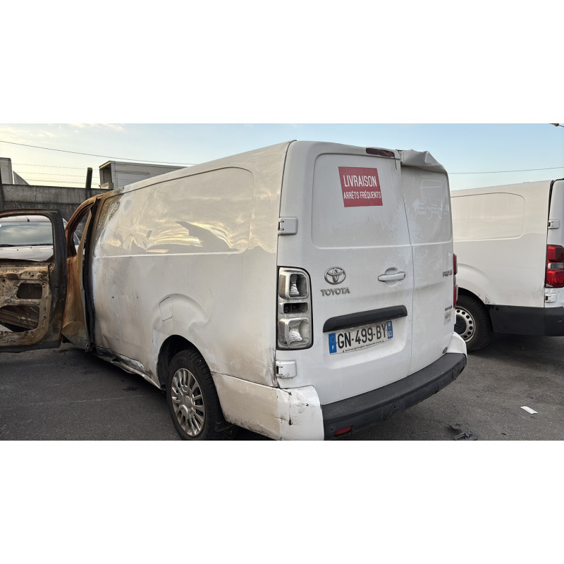 Eclairage de plaque TOYOTA PROACE 2 Photo n°10